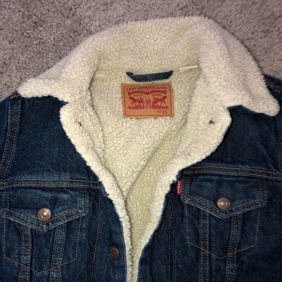 Levi’s Jean Jacket Sherpa - Picture 2 of 3